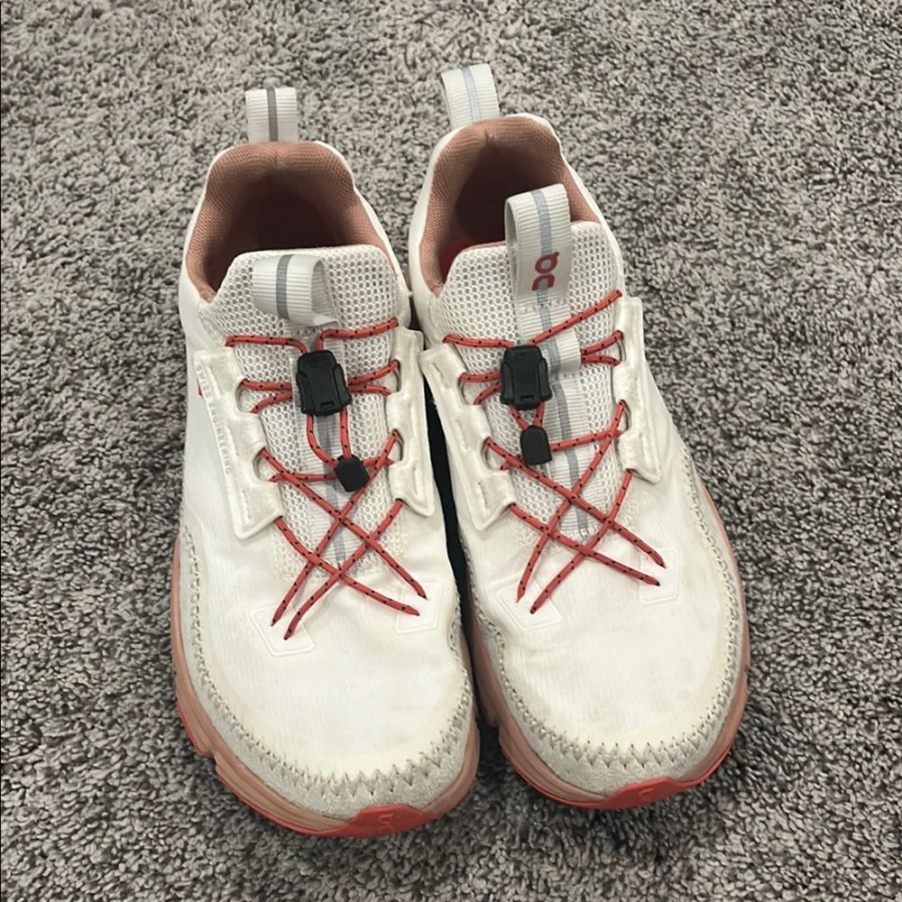 On Running Women’s shoes